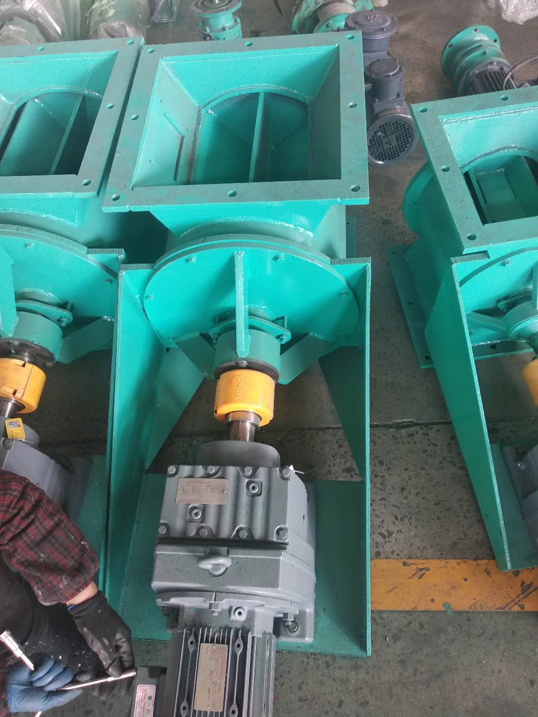 石膏線專用臥式聯軸器星型卸料器